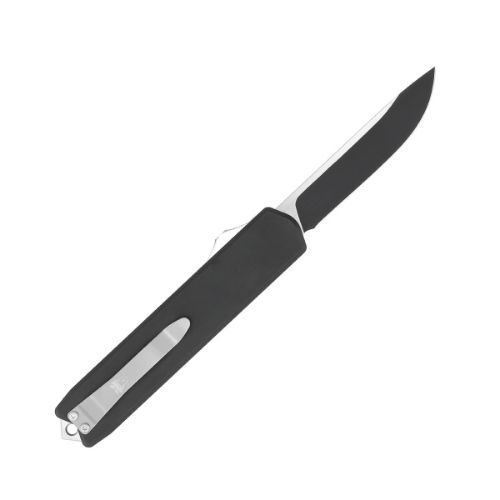 Large Dominator Black