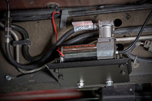 Adds mounting location for RC Air Spring Compressor. Universal fit. Solid, 11ga Steel construction. Durable, black powder coat finish. Easy install, drilling may be required.