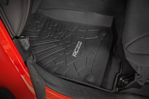 Quick and easy installation Meticulously engineered to fit each vehicle exactly right All weather protection against Snow, Mud, Sand, Salt Water and More! Resist extreme temperatures Protect against soda, coffee spills or accidents Spill Saver Lip (Prevents spills from reaching the carpet.) Textured surface keeps feet from slipping Eco-friendly, low density polyethylene provides full flexibility to ensure a lasting shape Easy to Clean and Maintain (Detachable from Vehicle) Limited Lifetime Warranty