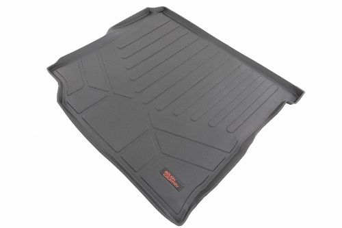 Quick and easy installation Meticulously engineered to fit each vehicle exactly right All weather protection against Snow, Mud, Sand, Salt Water and More! Resist extreme temperatures Protect against soda, coffee spills or accidents Spill Saver Lip (Prevents spills from reaching the carpet.) Textured surface keeps feet from slipping Eco-friendly, low density polyethylene provides full flexibility to ensure a lasting shape Easy to Clean and Maintain (Detachable from Vehicle) Limited Lifetime Warranty
