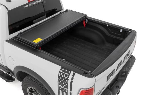 Hard Low Profile Bed Cover | 5'7" Bed | No Rambox | Ram 1500 2WD/4WD (2009-2018 & Classic)